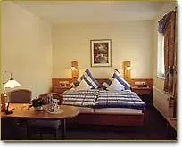 Zur Krone Birresborn